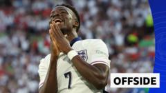 England frustrated as Saka goal disallowed