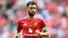 Man Utd hopeful of agreeing new deal with Fernandes