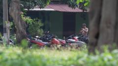 Gudang TNI AD di Sidoarjo diduga tampung ratusan motor curian: Pengawasan fasilitas militer dipertanyakan karena 'jadi sarana kejahatan'
