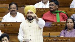 चरणजीत सिंह चन्नी की संसद में अमृतपाल पर  टिप्पणी, विवाद बढ़ने पर कांग्रेस ने दी सफ़ाई