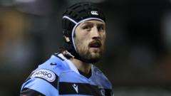 Lock Thornton signs new Cardiff contract