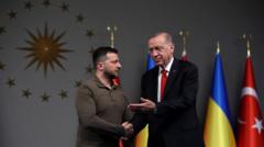 Ukrayna Cumhurbaşkanı Zelenskiy Türkiye'ye gidiyor: Ziyaretten beklentiler neler?