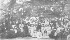 Türk Hanımları Esirgeme Derneği'nin idare heyetinin toplantısından