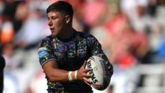 Loose-forward Cator released by Hull FC