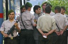 Ogün Samast 2007 yılında mahkemeye götürülürken