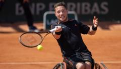 Hewett knocked out of French Open in semi-finals