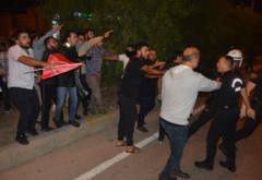 Adana'daki protestolarda polis ve göstericiler arasında arbede yaşandı