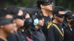 17 tahun Aksi Kamisan: Mengapa topik HAM tidak menjadi topik utama dalam Pilpres 2024?