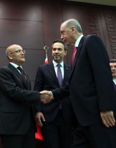 Cumhurbaşkanı Recep Tayyip Erdopğan 4 Haziran'da yeni kabineyi açıkladı, Mehmet Şimşek Hazine ve Maliye Bakanı oldu