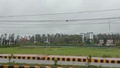 ঘূর্ণিঝড় 'মিধিলি'র প্রভাবে কক্সবাজারে সতর্ক সংকেত বাড়িয়ে দিয়েছে আবহাওয়া বিভাগ