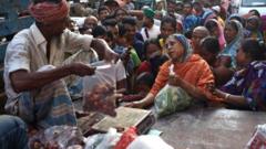 দরিদ্র জনগোষ্ঠীর জন্য টিসিবির ট্রাকে করে নিত্যপণ্য খোলা বাজারের তুলনায় কিছুটা কম দামে বিক্রি করা হয়