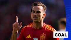 ‘Smashing goal!’ – Ruiz puts Spain two up against Croatia