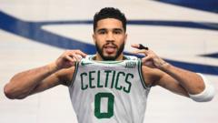 Tatum stars as Celtics go 3-0 up against Mavericks