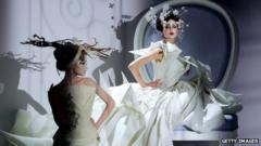 London Fashion Week: Five ways the UK changed fashion - BBC News