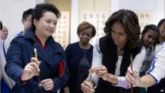 No 'hard politics' for Michelle Obama's China trip? - BBC News