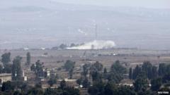 Syria conflict: Fresh clashes erupt in Golan Heights - BBC News