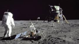 El experimento de Apolo 11 que continúa después de medio siglo (y otros legados científicos de la llegada del hombre a la Luna)