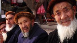 चीन के वीगरों पर चुप क्यों हैं मुसलमानों के हिमायती देश