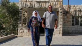 إسرائيل تسمح لعضوة الكونغرس الفلسطينية بزيارة جدتها
