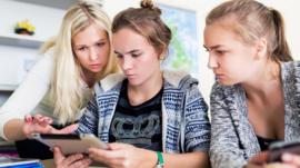 Las lecciones del país que revolucionó la escuela pública y se convirtió en el líder de Occidente en el ranking de educación