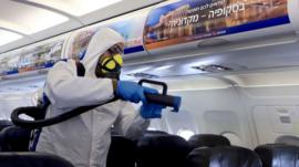Cuáles son los métodos para desinfectar los aviones en medio de la pandemia de covid-19