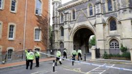 الشرطة البريطانية: هجوم مدينة ريدينغ عمل 