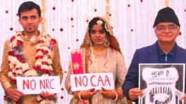CAA: सड़क से शादी तक विरोध की तस्वीर