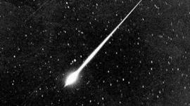 La impresionante lluvia de meteoros del cometa Halley que esta semana alcanza su máximo esplendor
