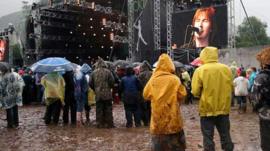 Cuirm cho fliuch sa bh' aig Runrig; Druim na Drochaid 2007