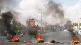 ईरान: पेट्रोल का कोटा तय किए जाने पर भड़के लोग
