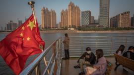 Aderir a discurso anti-China na pandemia põe Brasil em posição vulnerável, veem analistas
