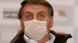 Coronavírus: Bolsonaro testa positivo para covid-19