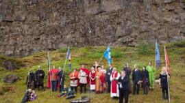 Como a Islândia recriou religião da era viking