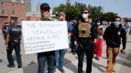 Qué es el grupo extremista Boogaloo y qué tiene que ver con las protestas contra el racismo en EE.UU.
