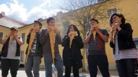 La orquesta boliviana que se quedó varada en un castillo de Alemania por la pandemia de coronavirus