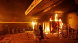 El gobierno chileno declara el estado de emergencia en Santiago por las protestas por el alza del precio del metro