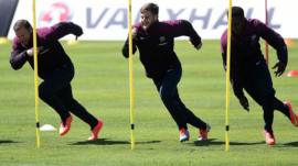 Wayne Rooney and England team mates