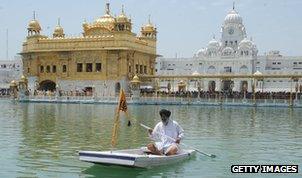 Boatman and Golden Temple, Amritsar