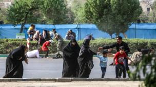 ذعر بين جمهور استعراض عسكري في الأهواز