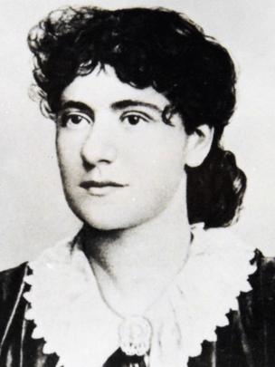 Eleanor Marx fue muy activa en el movimiento obrero no sólo británico sino que buscaba su internacionalización.