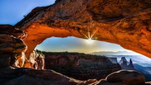 A pothole arch