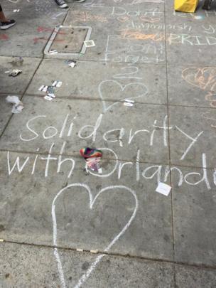 Dibujo de apoyo a Orlando