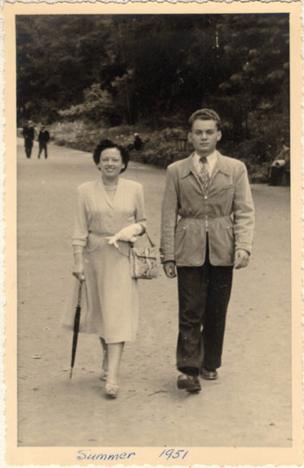 Buergenthal junto a su madre, Gerda