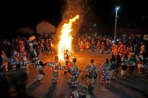 Traditional folk dancers