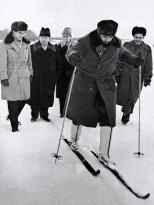 Fidel Castro esquiando en Moscú