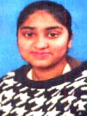 School Girl Toilet Xxx - Shahena Uddin murder trial: School friend told of 'regime of brutality' at  home - BBC News