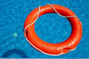 A ring in water