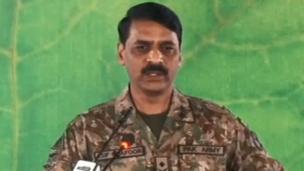 पाकिस्तान सेना के प्रवक्ता मेजर जनरल आसिफ़ गफूर