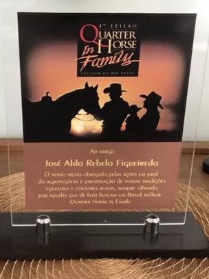 Placa em apartamento de Aldo Rebelo em São Paulo