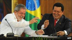President Lula and President Chavez at a meeting in Caracas on 6 August 2010